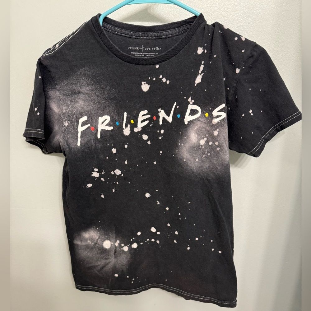 Women’s Friends TShirt - XS